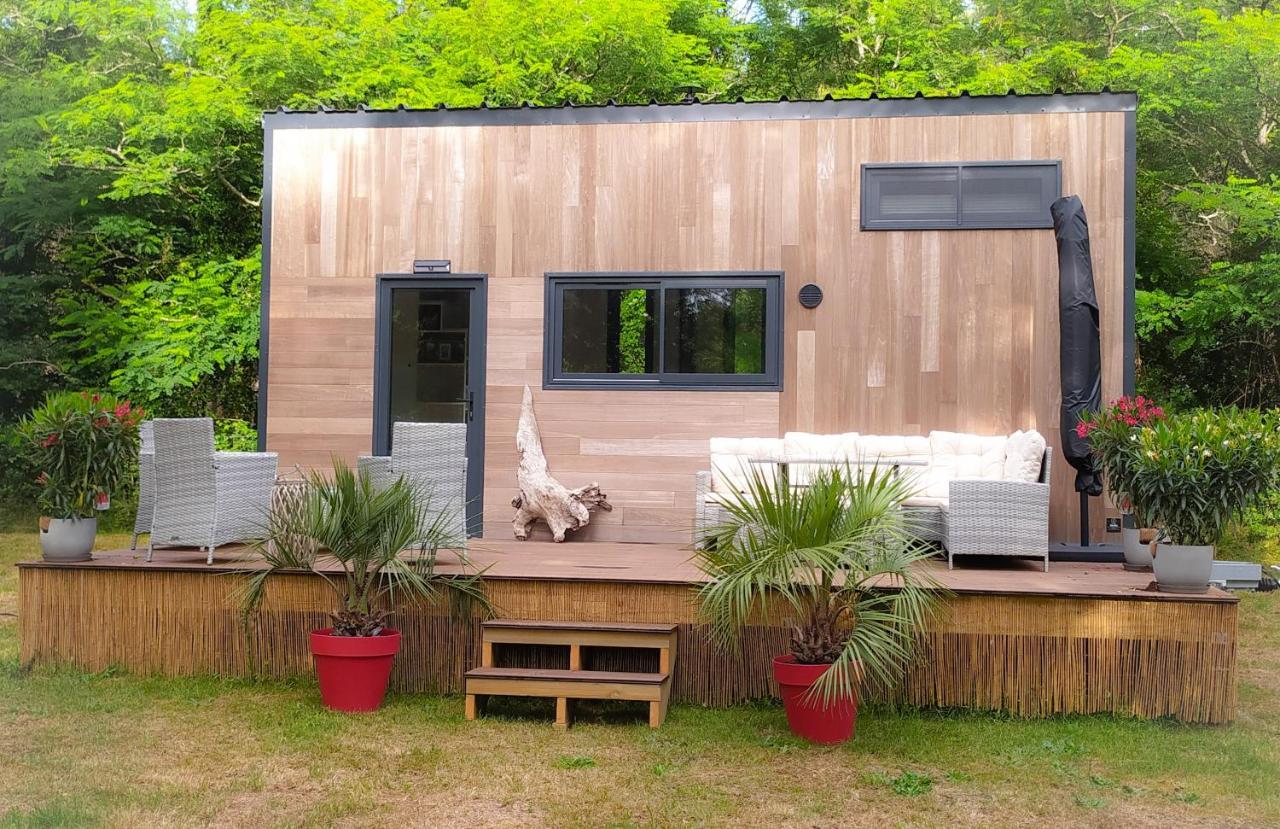 Villa Tiny House Chez Caroline Gaillan-en-Médoc Exterior foto