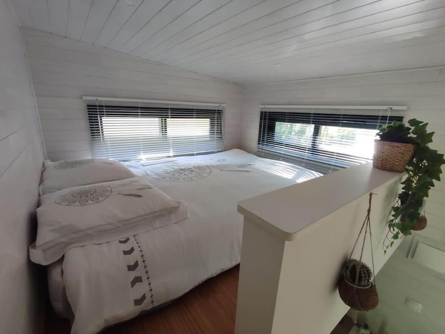 Villa Tiny House Chez Caroline Gaillan-en-Médoc Exterior foto